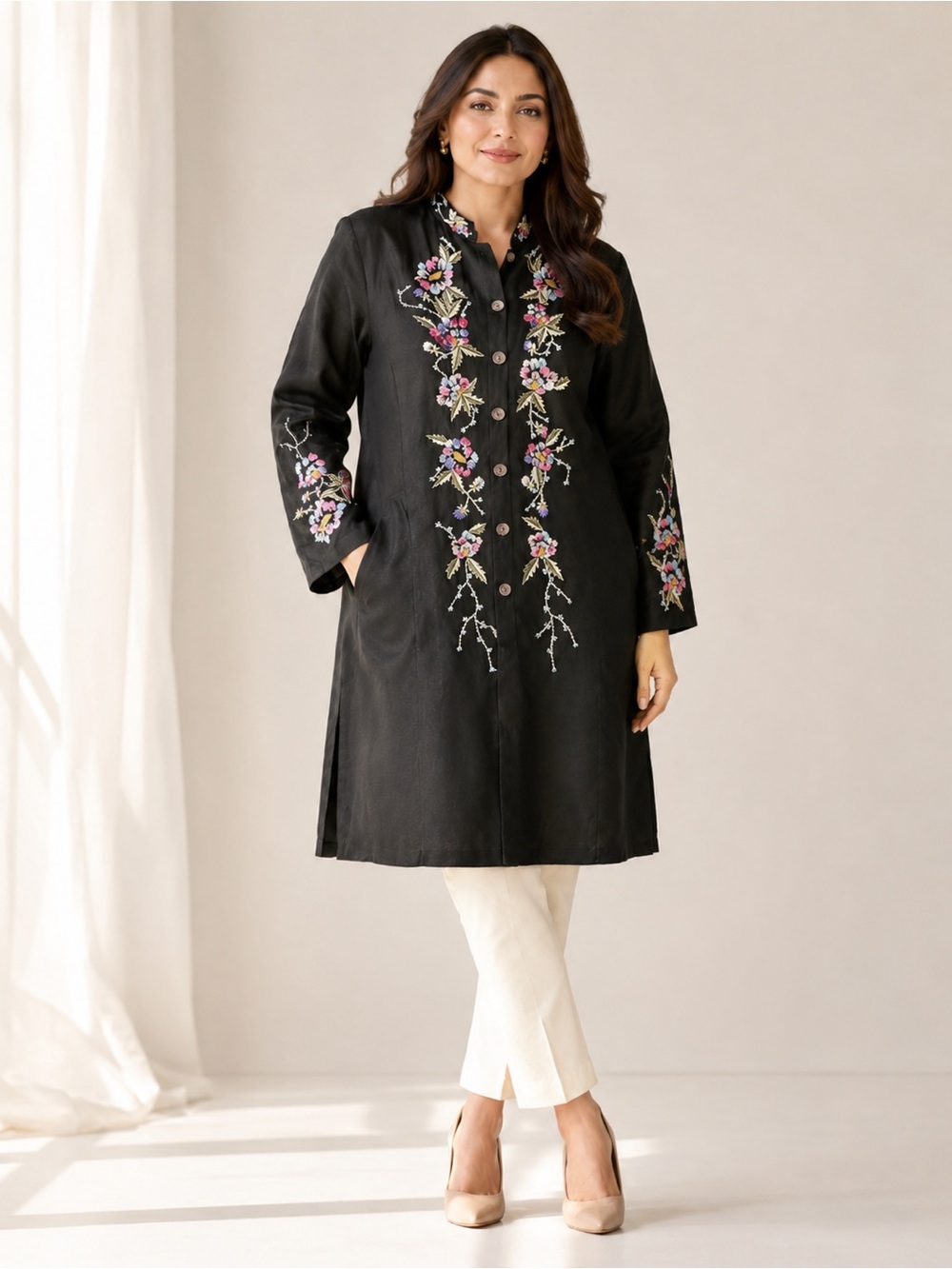 Units Women Jacket XL Black Silk Blend Floral Embroidery Button Front Pockets